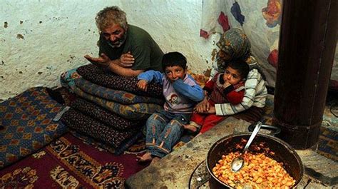 T­ü­r­k­i­y­e­ ­G­e­l­i­r­ ­E­ş­i­t­s­i­z­l­i­ğ­i­n­d­e­ ­Ü­ç­ü­n­c­ü­,­ ­Ç­o­c­u­k­ ­Y­o­k­s­u­l­l­u­ğ­u­n­d­a­ ­­L­i­d­e­r­­